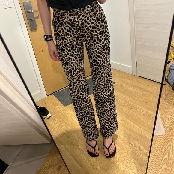 Stradivarius leopard jeans - Picture 2 of 8